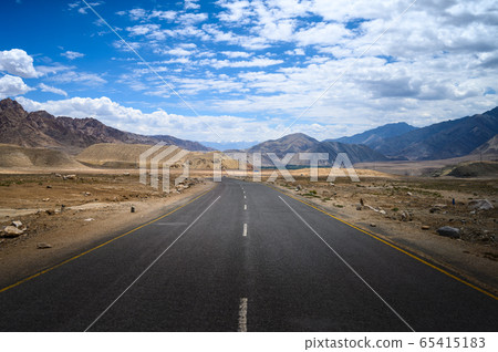 Road in Ladakh India 65415183