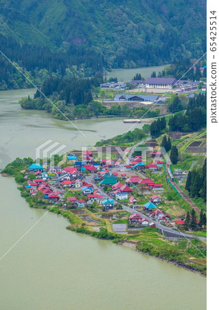 Overlooking the Oshi village 65425514