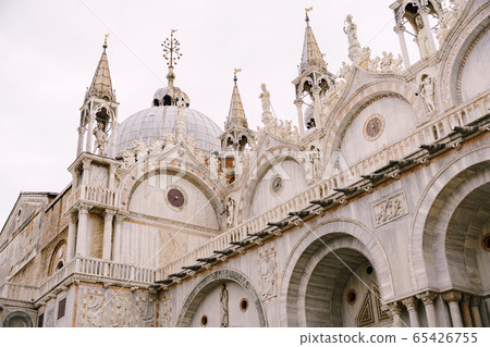 San Marco Cathedral in Venice, Italy, Basilica di Saint Mark. A close-up of the facade details. San Marco Cathedral in Venice, Italy, Basilica di Saint Mark. A close-up of the facade details. 65426755