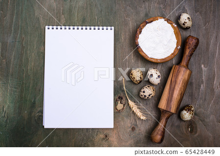 Baking concept with rolling pin Baking concept with rolling pin 65428449