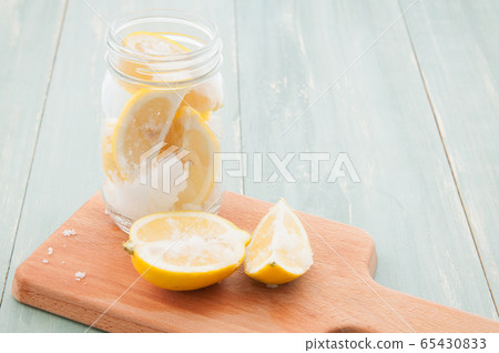 鹽檸檬圖像 65430833