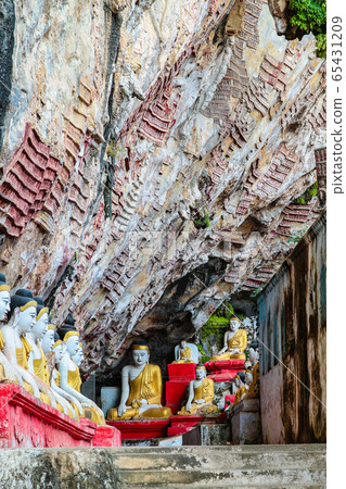 Buddha Statues in Yathaypyan Kawgungu Cave, Hpa An 65431209