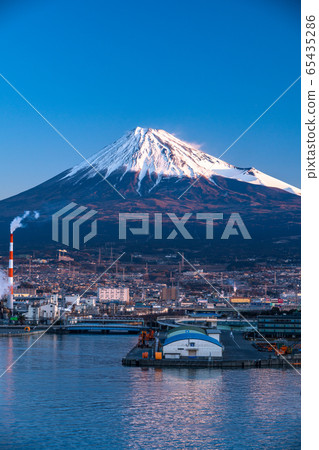 <靜岡縣>富士山/塔古拉港口在清晨 65435286