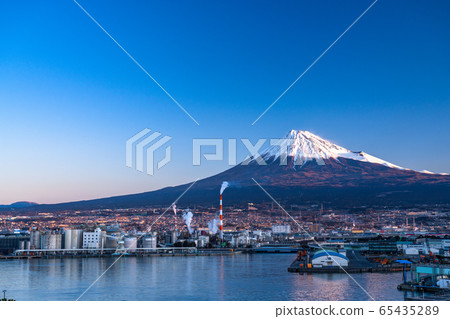 <靜岡縣>富士山/塔古拉港口在清晨 65435289
