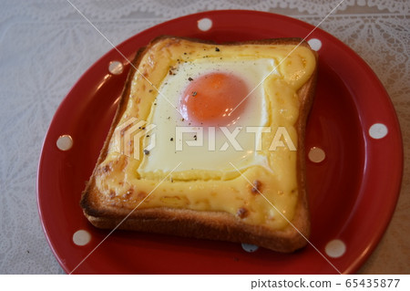 Egg toast Egg toast 65435877