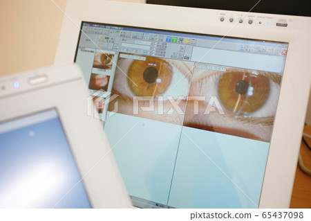 Ophthalmology 6 Ophthalmology 6 65437098