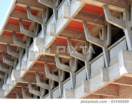 The structure of the Tsuyama Cultural Center, a landmark in Okayama Prefecture, after the renewal in April 2020 65440890