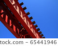 小湊鐵道鐵路大橋和藍天 65441946