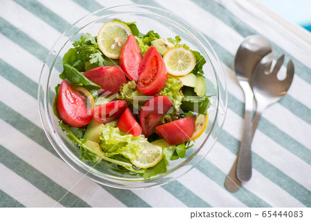 A salad A salad 65444083