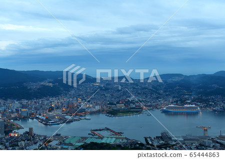 長崎港俯瞰稻佐山 長崎港俯瞰稻佐山 65444863