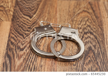 Handcuffs 65445230