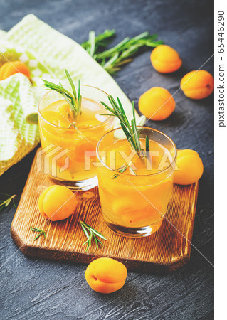 Summer drinks, rosemary aprcot cocktails. Summer drinks, rosemary aprcot cocktails. 65446290