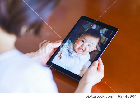 新生活方式在線返校視頻聊天家庭交流日本電暈 新生活方式在線返校視頻聊天家庭交流日本電暈 65446904