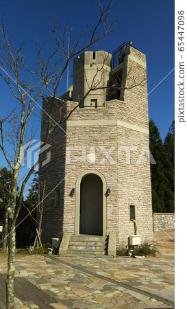 Natural experience observatory 65447096