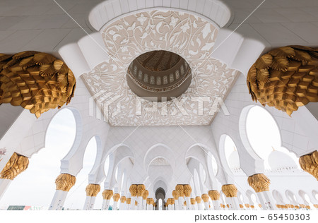 Sheikh Zayed Grand Mosque, Abu-Dhabi, UAE Sheikh Zayed Grand Mosque, Abu-Dhabi, UAE 65450303