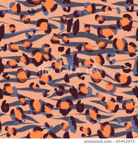 Animal skin vector seamless pattern. Leopard spots fur texture design. Vintage background. 65452073