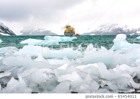 Beautiful landscape and scenery in Antarctica Beautiful landscape and scenery in Antarctica 65454011