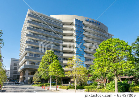 Kitasato University Kitasato Institute Hospital in Minato-ku, Tokyo 65457809