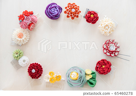 Knuckle spine for background 65460278