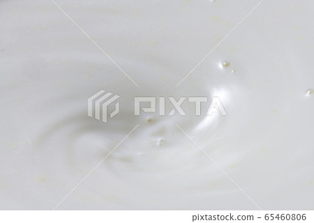Delicious milk 65460806