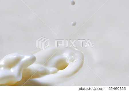 Delicious milk 65460833