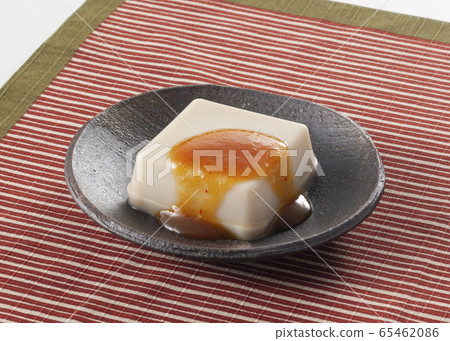 Sesame tofu 65462086
