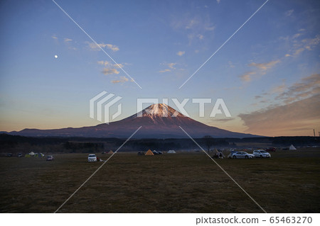 Camping image Camping image 65463270