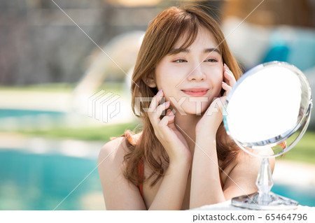 Outdoor female beauty image Outdoor female beauty image 65464796