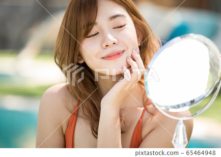 Outdoor female beauty image Outdoor female beauty image 65464948