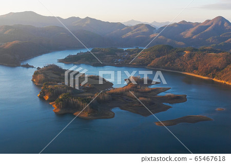 Autumn morning on Guppy Island Autumn morning on Guppy Island 65467618