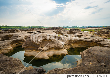 Natural of Rock Canyon in Mekhong River in Ubon 65476011