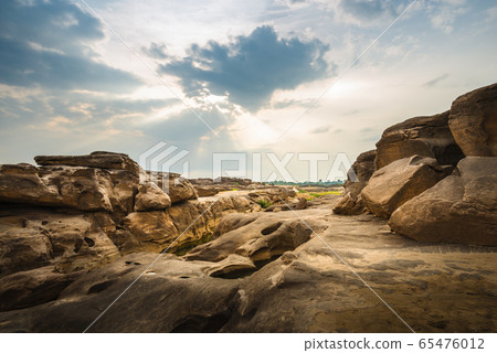 Natural of Rock Canyon in Mekhong River in Ubon Natural of Rock Canyon in Mekhong River in Ubon 65476012