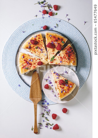 Raspberry baked cheesecake Raspberry baked cheesecake 65477649
