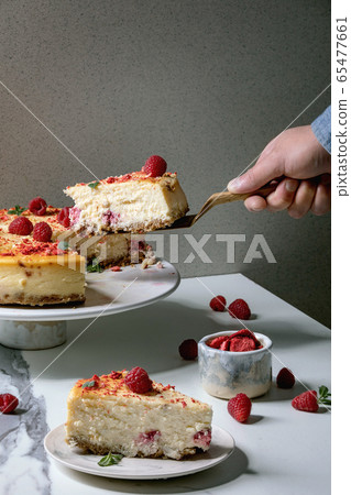 Raspberry baked cheesecake Raspberry baked cheesecake 65477661