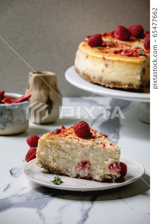 Raspberry baked cheesecake Raspberry baked cheesecake 65477662