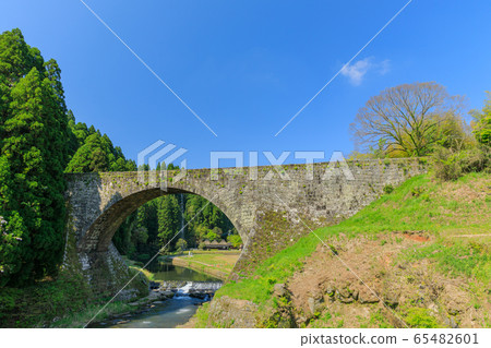 熊本_鮮綠色和鶴橋 65482601