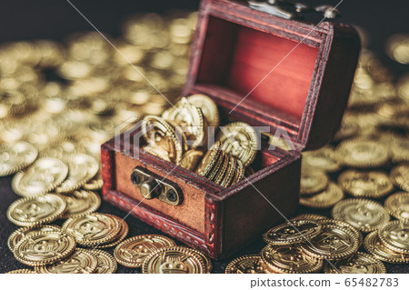 黃金和寶藏 黃金和寶藏 65482783