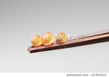 How much soaked soy sauce How much soaked soy sauce 65483814
