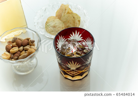 Whiskey rock Whiskey rock 65484014