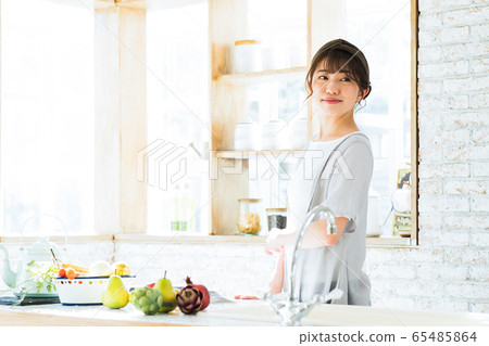 廚房女性主婦家務生活方式烹調 65485864