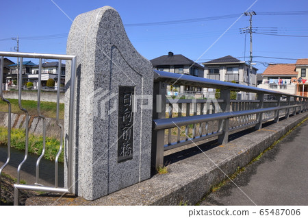 在Yutogawa河八王子市的櫻桃樹 65487006