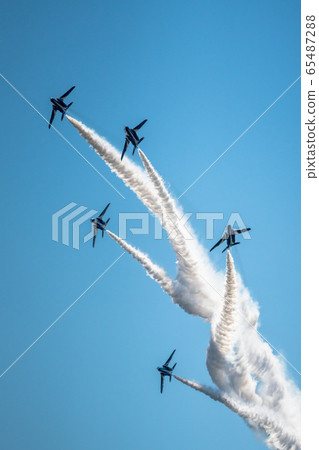 Blue sky and blue impulse Matsushima base 65487288