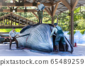 Whales, mammals, sculptures 65489259