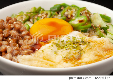 Sticky rice cake Sticky rice cake 65491146