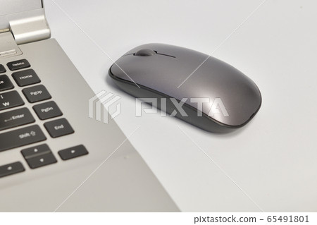 Laptop and mouse 65491801