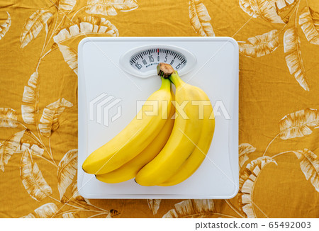 香蕉減肥形象 65492003