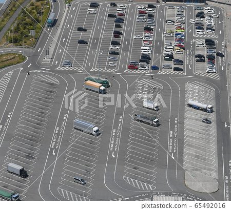 Car in the parking lot 65492016