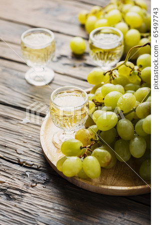 Traditional Italian grape Traditional Italian grape 65497743