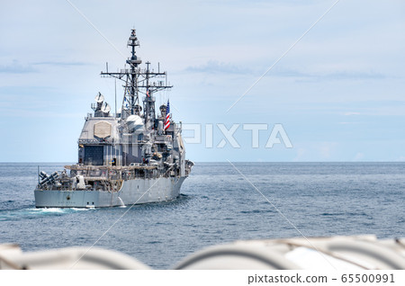 USS Antietam (CG-54), Ticonderoga-class guided missile cruiser of the United States Navy sails forward in the sea during CARAT Excercise in Thailand. USS Antietam (CG-54), Ticonderoga-class guided missile cruiser of the United States Navy sails forward in the sea during CARAT Excercise in Thailand. 65500991