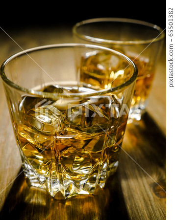 Whisky on the rocks Whisky on the rocks 65501382